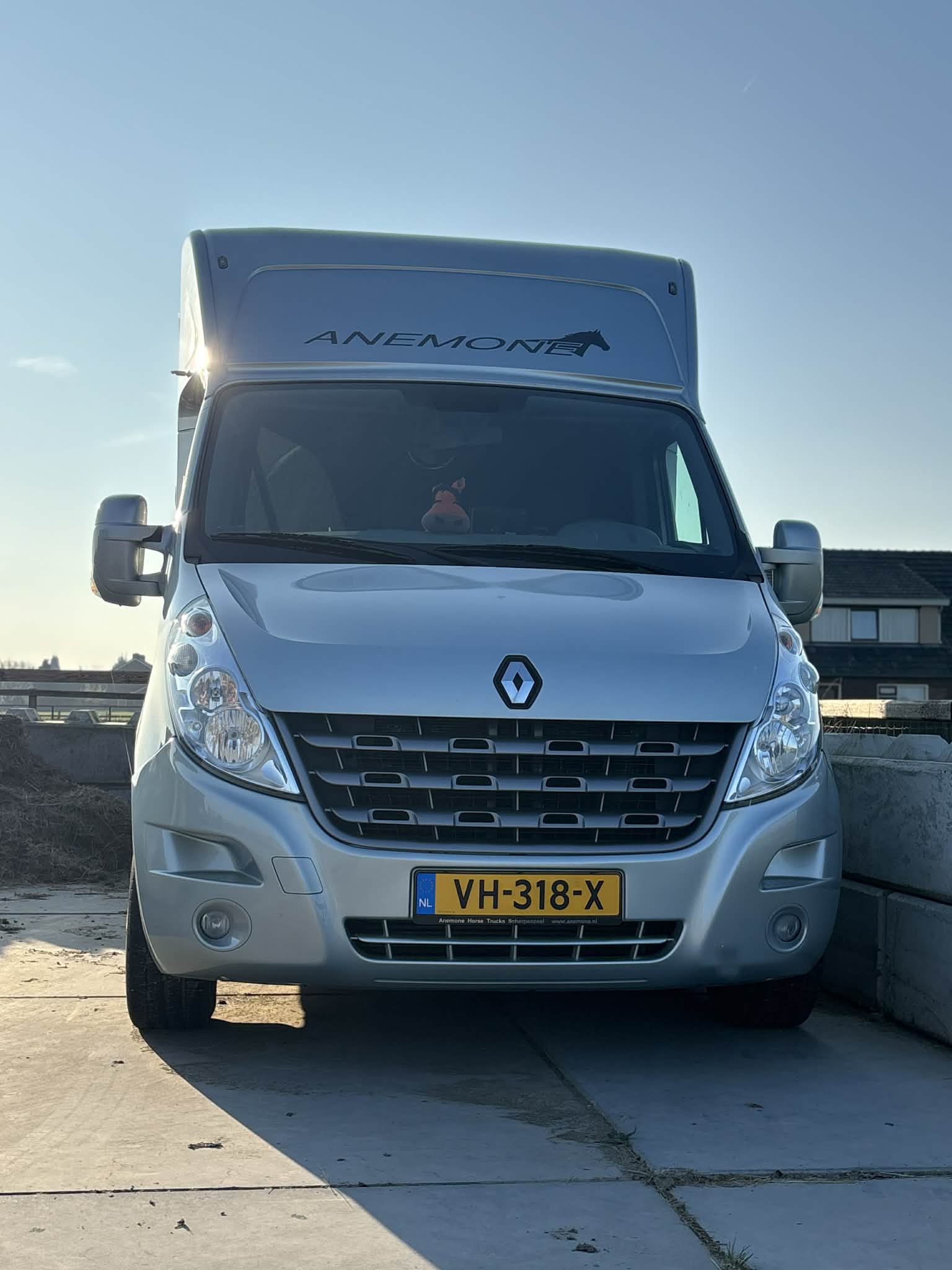 cabdf045-d71f-47f1-b7fc-d9d0a233377a